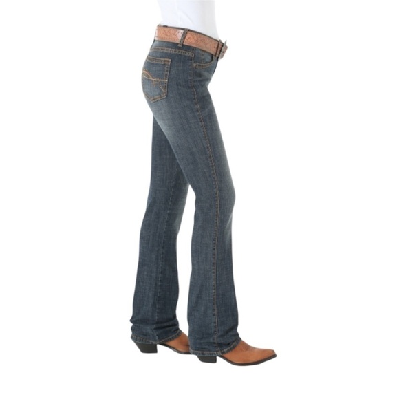 Wrangler Aura Instantly Slimming Bootcut Jean - Autumn Gold. Size 8 #1380 - Picture 1 of 10